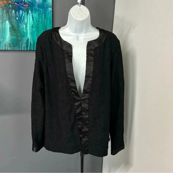 Briggs New York Women’s Large Black Eyelet Hook Eye Topper Jacket Career Evening - Picture 1 of 15